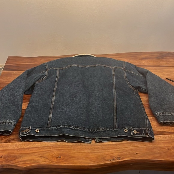 Vintage Jean jacket, Sherpa lined jacket, Sherpa lined jean jacket, Vint… - Picture 8 of 8